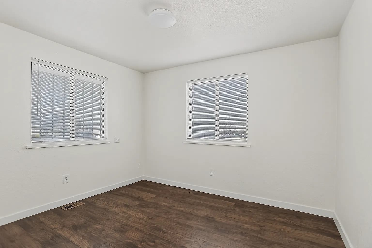 3174 W Center Ave 9