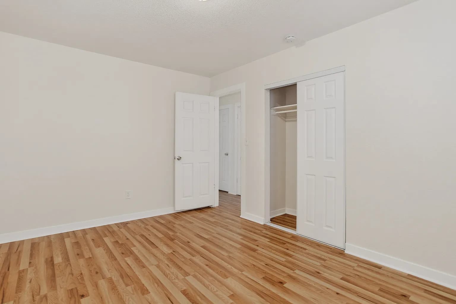3174 W Center Ave 11