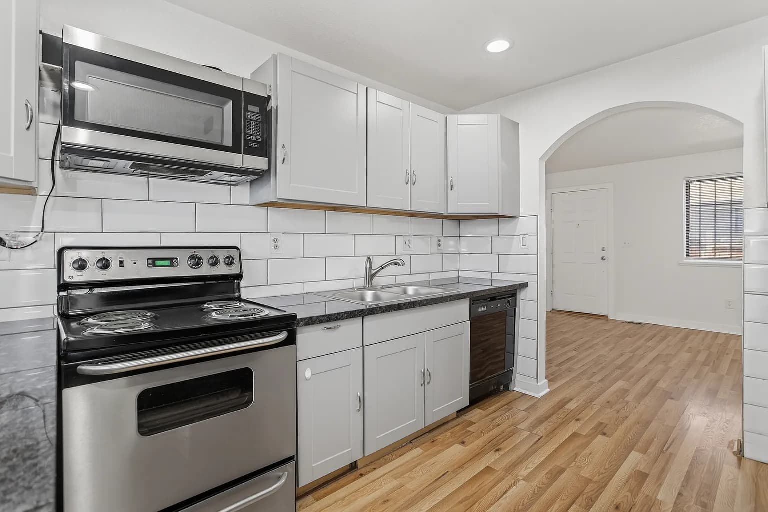 3174 W Center Ave 7